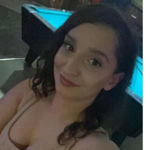 Meet your Posher, Alma